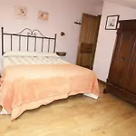 Apartment Rurales Casa Tata *